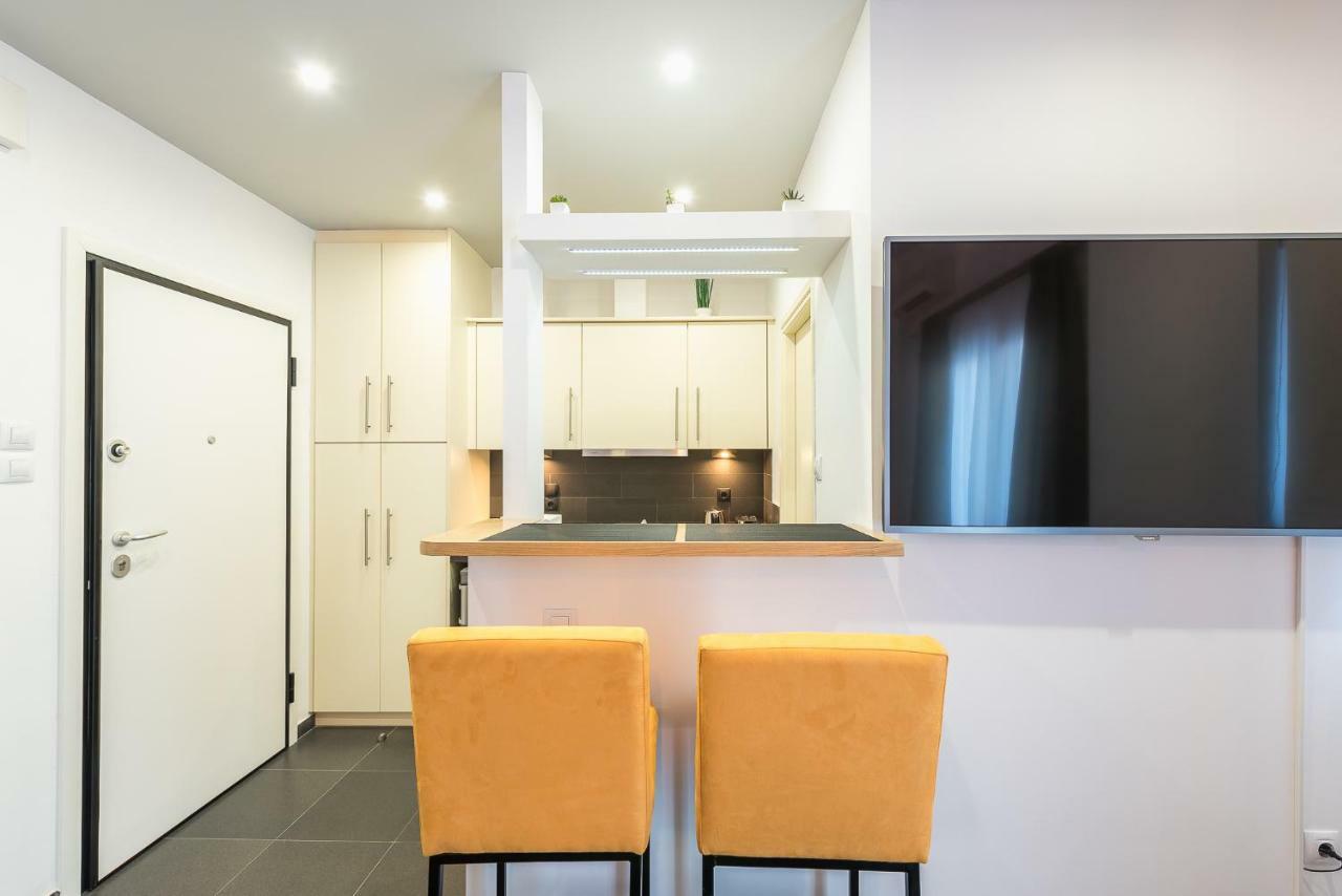 Apartment Acropolis Foothill